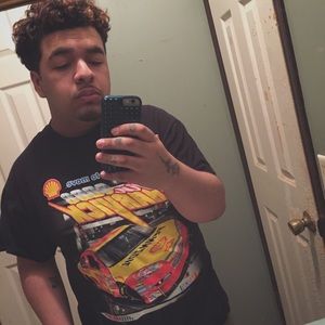 Meet your Posher, Kelvin